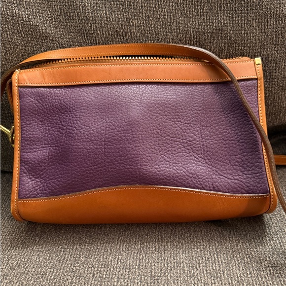 Dooney and Bourke R20 Zipper Clutch - Picture 2 of 15